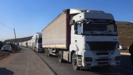 Suriye’de kara ve deniz dahil tüm kapılar açıldı