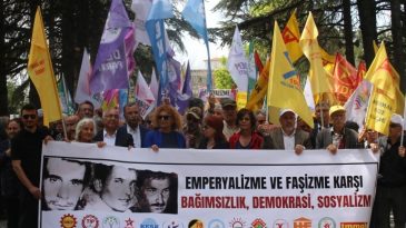 Üç fidan mezarları başında anıldı: Mücadeleyi büyütelim